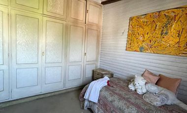 Casa en  venta de 4 ambientes con dos locales - Villa Dominico