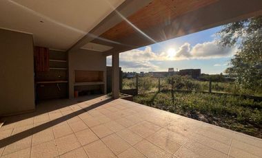 CASA 3 DORMITORIOS A ESTRENAR ZONA NORTE PARANA