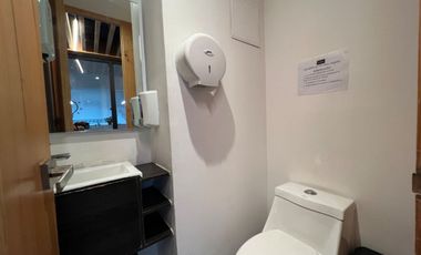 Venta Oficina 100m2 Santa Cruz Atoyac, Av.Cuauhtémoc acondicionada.