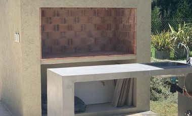 Casa en venta con renta - Barrio Santa Juana, Canning