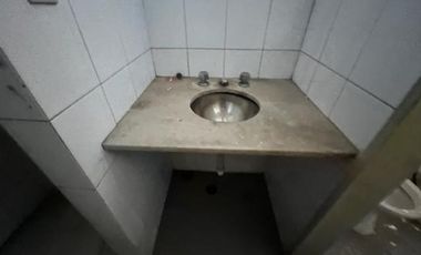 Local en Loria 21, Lomas de Zamora