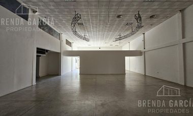 Local Salón De Eventos u Oficinas Céntrico