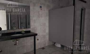 Local Salón De Eventos u Oficinas Céntrico