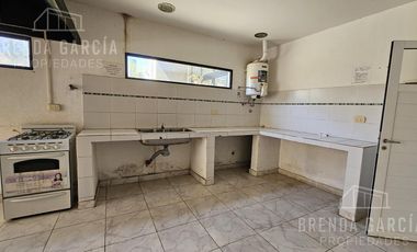 Local Salón De Eventos u Oficinas Céntrico