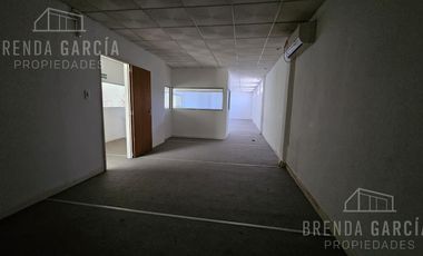 Local Salón De Eventos u Oficinas Céntrico