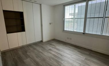 Casa en  venta 6 ambientes, vista laguna- Barrio Nuevo Quilmes