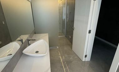 Casa en  venta 6 ambientes, vista laguna- Barrio Nuevo Quilmes