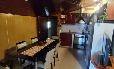 CASA SOBRE AMPLIO LOTE