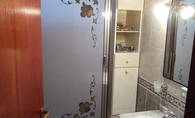 CASA SOBRE AMPLIO LOTE