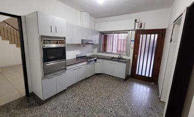 Casa en  Quilmes Oeste