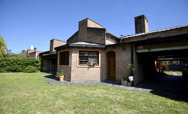 Casa en venta en Villa Elisa