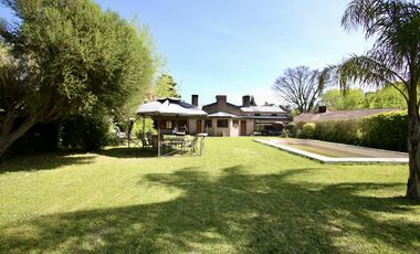 Casa en venta en Villa Elisa