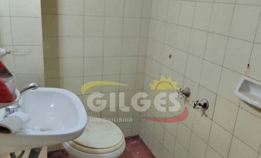 Alquiler Departamento 5 Amb.  en Ramos Mejia C/Cochera