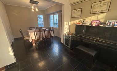 Casa DE 3 DORMITORIOS EN DOS PLANTAS