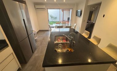 Casa DE 3 DORMITORIOS EN DOS PLANTAS