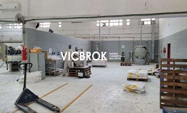 Inmueble Logístico e Industrial con T2 en Munro