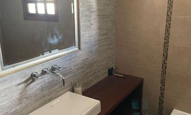 Hermoso chalet de 3 dormitorio, cochera y fondo! APTO CREDITO