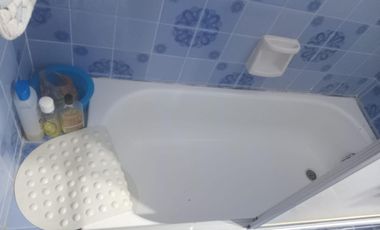 Venta de departamento amoblado con cochera cubierta