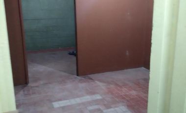 Excelente local en zona comercial 180m2 - Martínez Ideal Banco,Financiera ó Casa Cambio