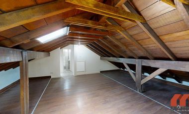 Casa en venta en Martinez, 5 amb en 3 plantas con jardín