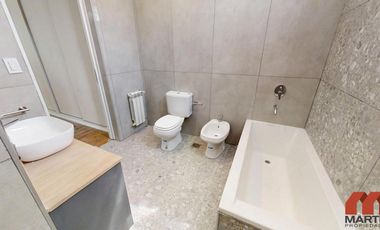 Casa en venta en Martinez, 5 amb en 3 plantas con jardín