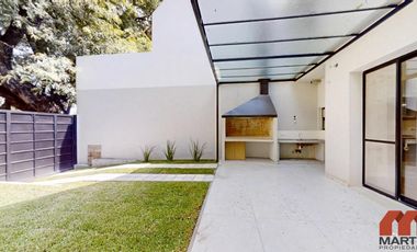 Casa en venta en Martinez, 5 amb en 3 plantas con jardín