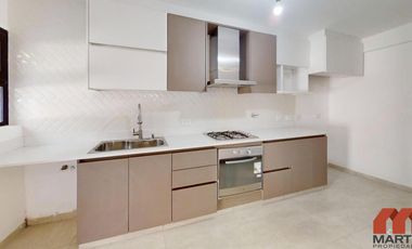 Casa en venta en Martinez, 5 amb en 3 plantas con jardín