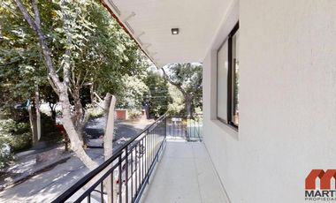 Casa en venta en Martinez, 5 amb en 3 plantas con jardín