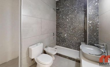 Casa en venta en Martinez, 5 amb en 3 plantas con jardín