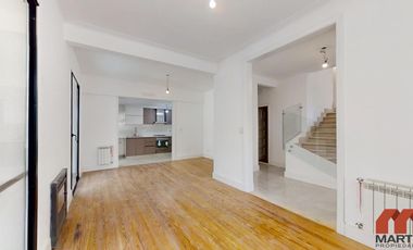 Casa en venta en Martinez, 5 amb en 3 plantas con jardín