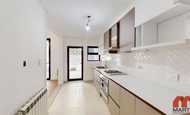 Casa en venta en Martinez, 5 amb en 3 plantas con jardín