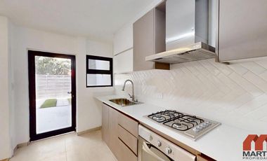 Casa en venta en Martinez, 5 amb en 3 plantas con jardín