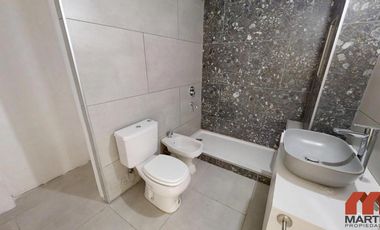 Casa en venta en Martinez, 5 amb en 3 plantas con jardín