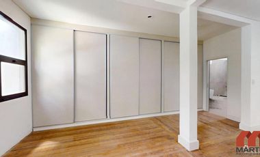 Casa en venta en Martinez, 5 amb en 3 plantas con jardín