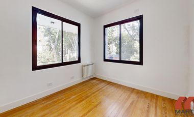 Casa en venta en Martinez, 5 amb en 3 plantas con jardín