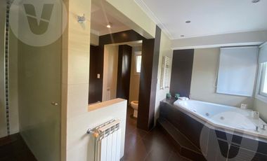 Casa en alquiler temporal - Barrio El Rocio, Canning