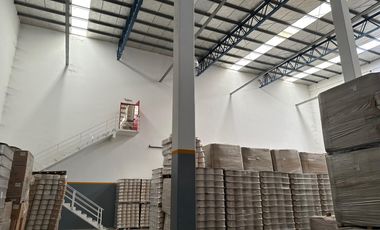 ALQUILER DEPOSITO 543 M2 PARQUE INDUSTRIAL PILAR