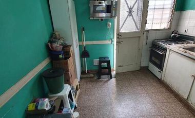 Casa en venta, 3 ambientes con cochera, APTA CREDITO