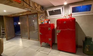 Casa 6 ambientes 3 plantas con ascensor venta - Abril