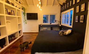 Casa 6 ambientes 3 plantas con ascensor venta - Abril