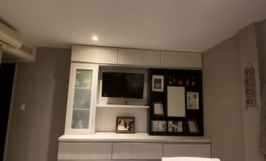 Casa 6 ambientes 3 plantas con ascensor venta - Abril