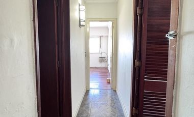 Venta departamento 4 ambientes con balcón en Wilde