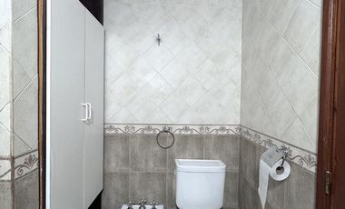 Venta departamento 4 ambientes con balcón en Wilde