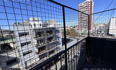 Venta departamento 4 ambientes con balcón en Wilde