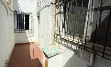 PH de 2 ambientes en lobos al 200 - Wilde