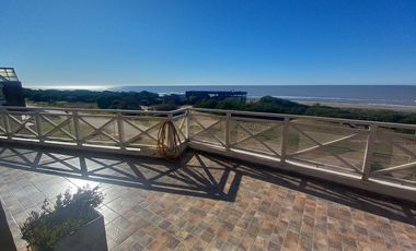 Departamento  en Costa del Este.