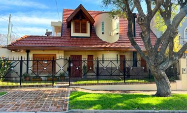 Casa en  venta Don Bosco Quilmes
