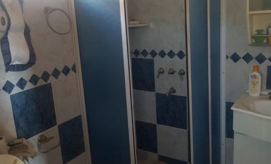 Casa en  Hipolito Yrigoyen al 1400, Quilmes