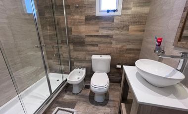 Casa en Lanús Este – Confort y calidad en cada espacio