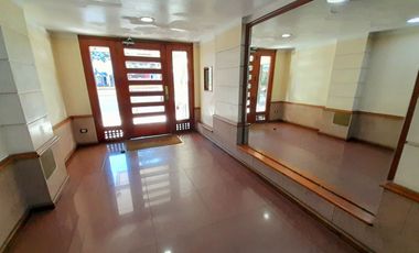 Vicente López - Luminoso Departamento de 1 amb en edificio Apto profesional!!